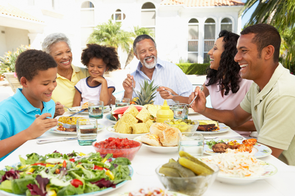 Families who eat together, are happier together!